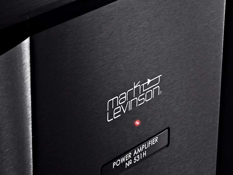 Mark-Levinson-No531H-Monobloc-Amplifier-Closeup