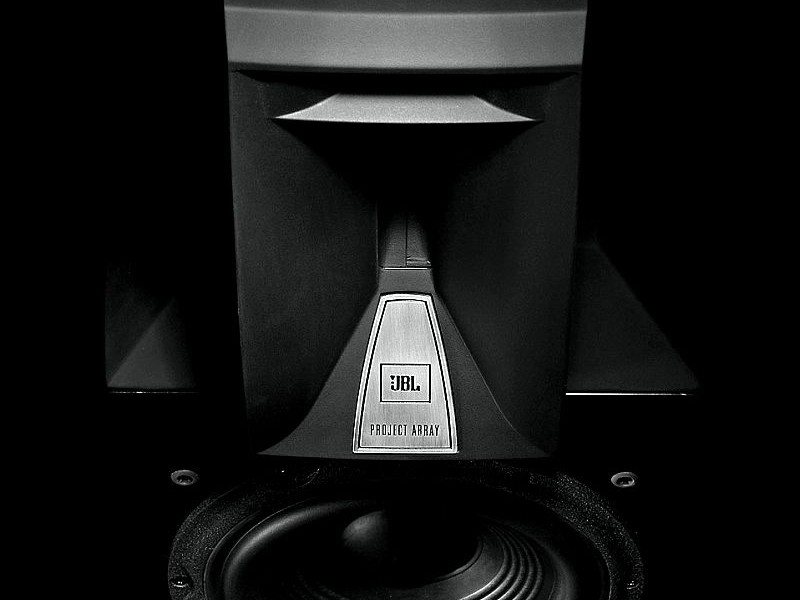 JBL-Synthesis-800-array-closeup