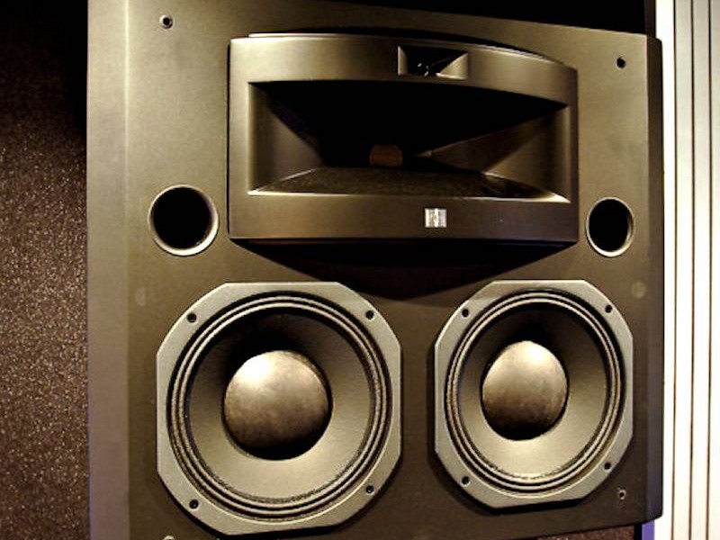 JBL-Synthesis-SK2-3300-inwall