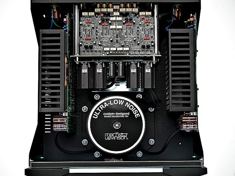 Mark-Levinson-No585-internal